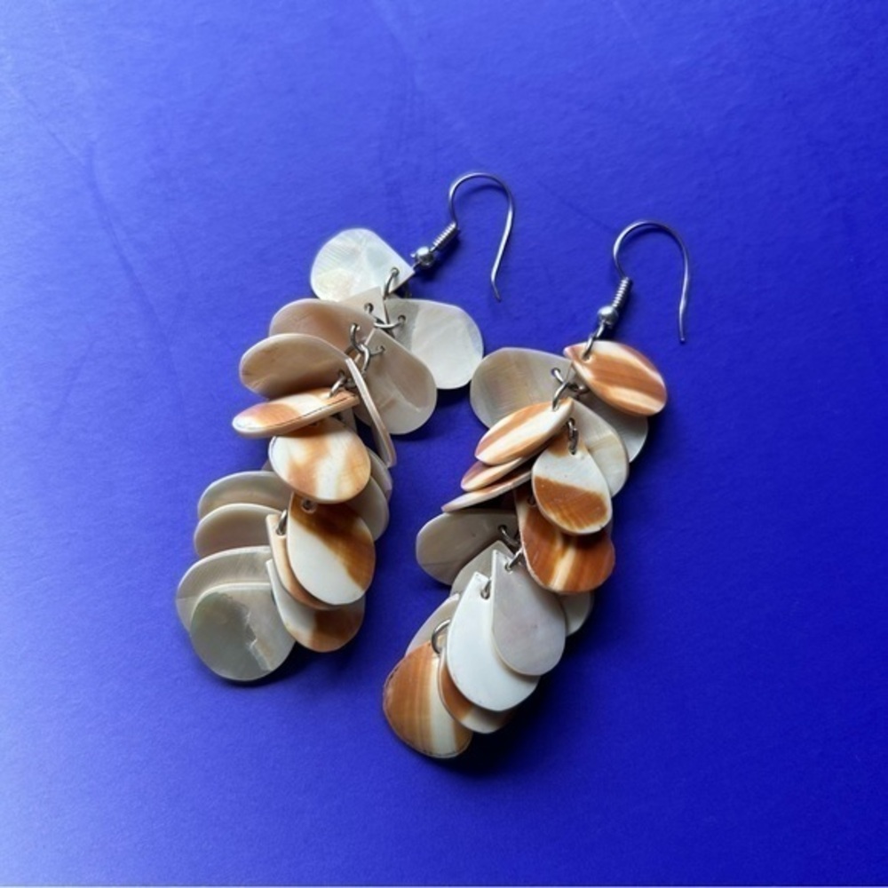 Cream & Tan Natural Shell Hook Dangle Earrings